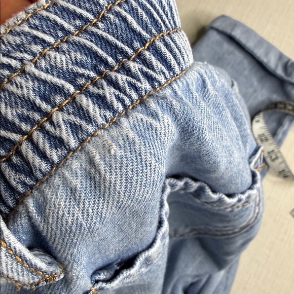 Kensie Light Blue Denim Joggers - Picture 13 of 13